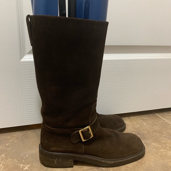 GUCCi BOOTS LIKE NEW - Picture 4 of 8